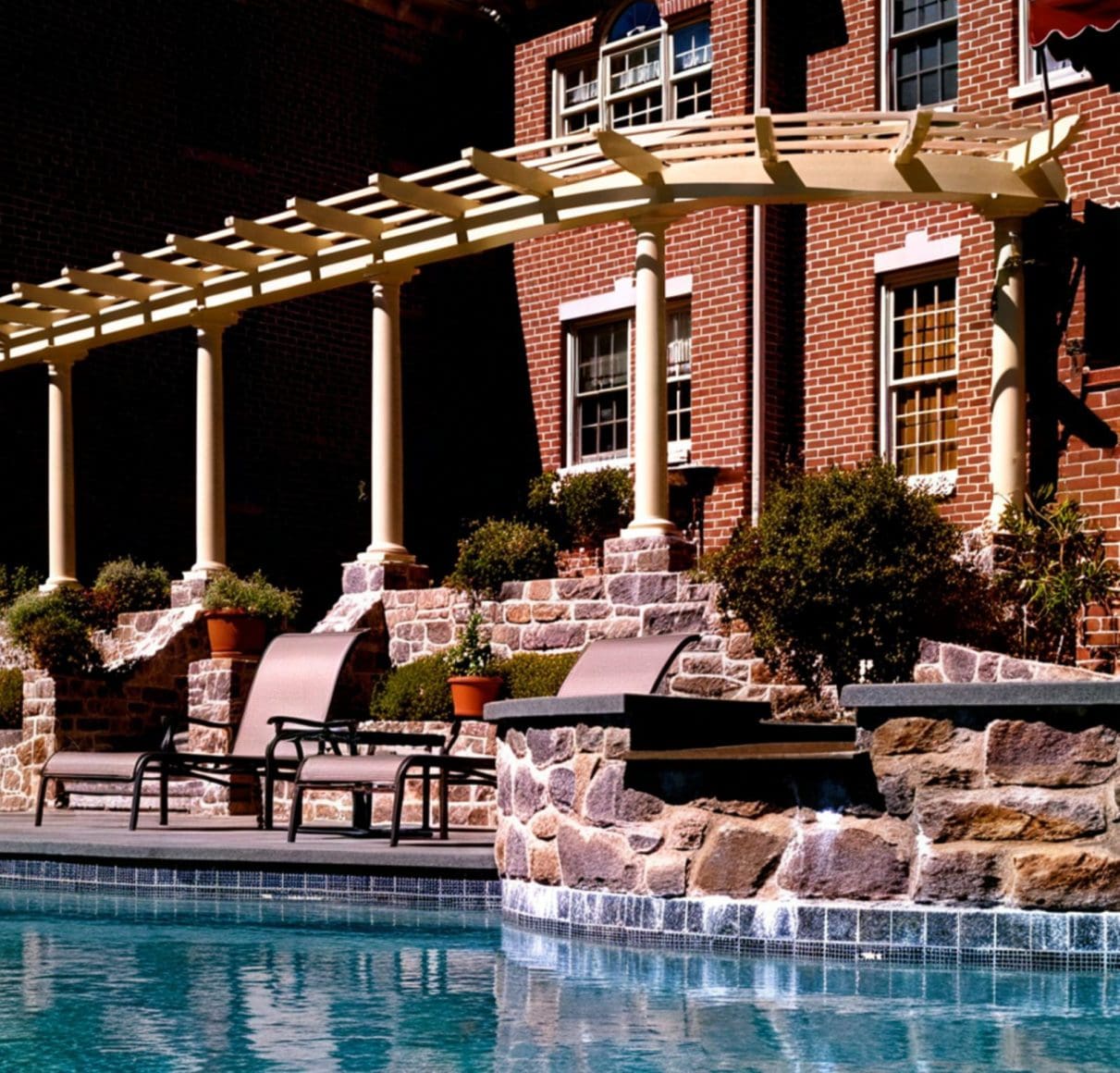 Curved Top Pergola No. CP6